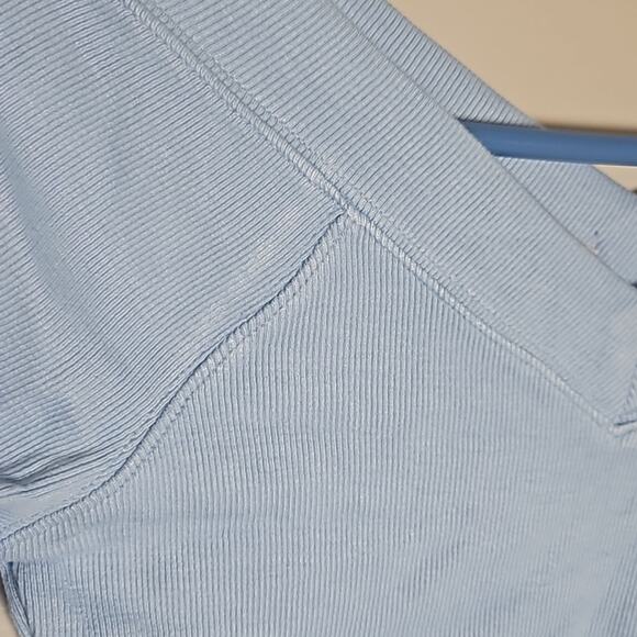 NWOT Shannen Slinky-fit tee by BDG Urban Outfitters Sz Medium Baby Blue - Picture 7 of 13